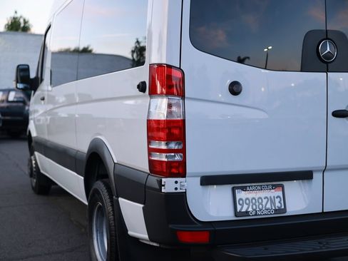 Used 2018 Mercedes-Benz Sprinter 3500 image 13