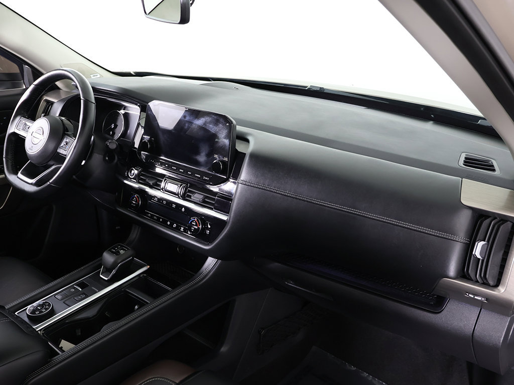 Used 2023 Nissan Pathfinder Platinum w/ Cargo Package AWD/4WD image 34