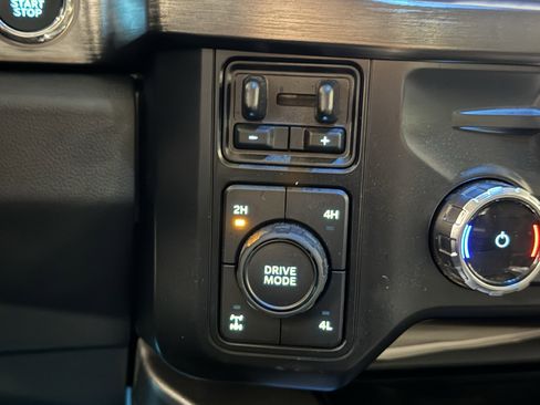 Used 2023 Ford F350 Lariat w/ Lariat Ultimate Package image 33