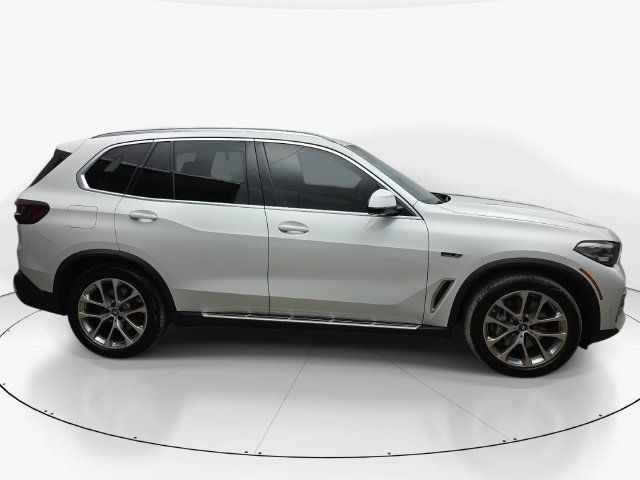 Used 2023 BMW X5 xDrive45e AWD/4WD image 3