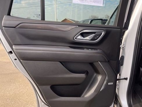 Used 2021 GMC Yukon AT4 w/ AT4 Premium Plus Package image 23