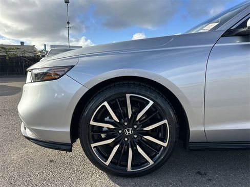 Certified 2024 Honda Accord Touring image 18