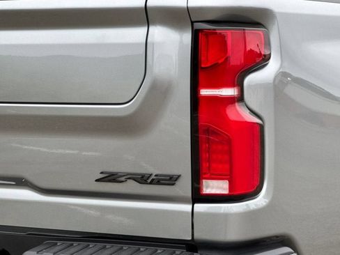 New 2026 Chevrolet Silverado 2500 ZR2 w/ LPO, Dark Essentials Package AWD/4WD image 26