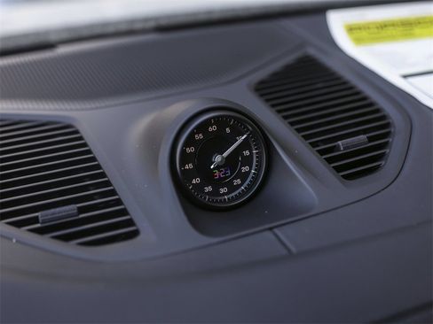 New 2026 Porsche Cayenne S image 22