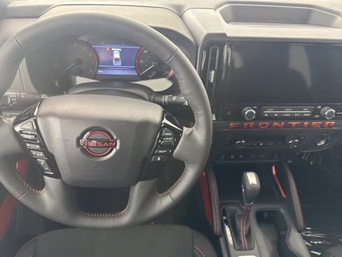 New 2026 Nissan Frontier PRO-4X w/ Pro-4x Convenience Package image 25
