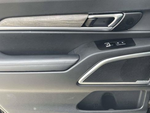 Certified 2022 Kia Telluride SX w/ SX Prestige Package image 26