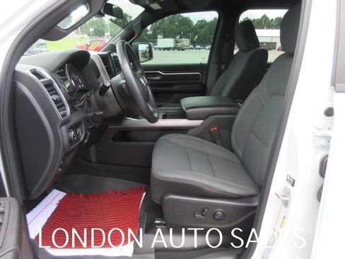 Used 2024 RAM 1500 Big Horn AWD/4WD image 13