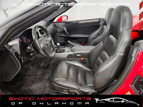 Used 2006 Chevrolet Corvette Convertible w/ Preferred Equipment Group RWD image 20