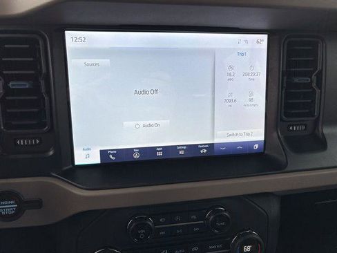 Used 2023 Ford Bronco Wildtrak AWD/4WD image 25