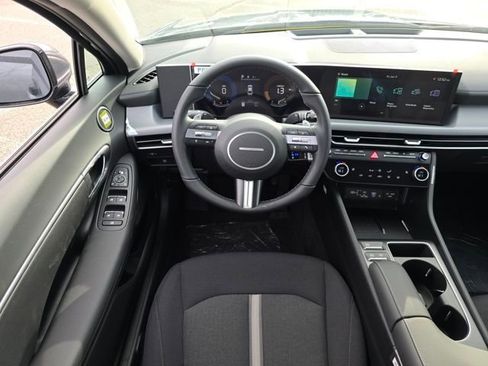 New 2026 Hyundai Sonata SEL FWD image 3