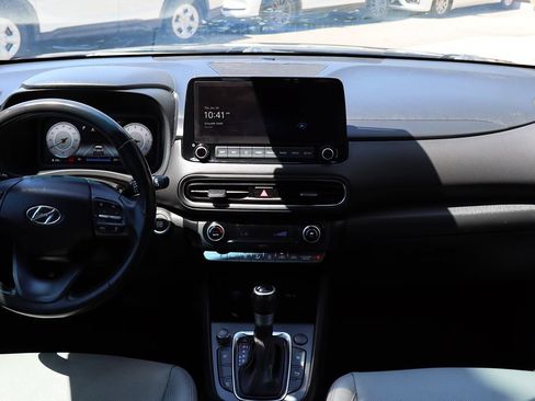 Used 2022 Hyundai Kona Limited FWD image 32