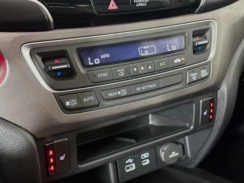 Used 2025 Honda Ridgeline RTL image 26