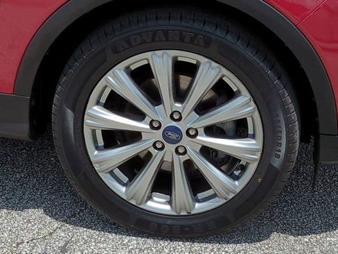 Certified 2017 Ford Escape Titanium FWD image 11