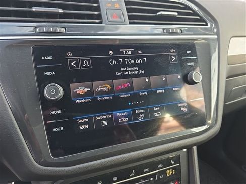 Used 2023 Volkswagen Tiguan SE R-Line FWD image 15