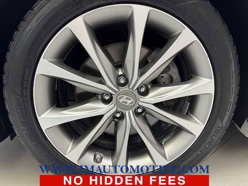 Used 2017 Hyundai Azera FWD image 9