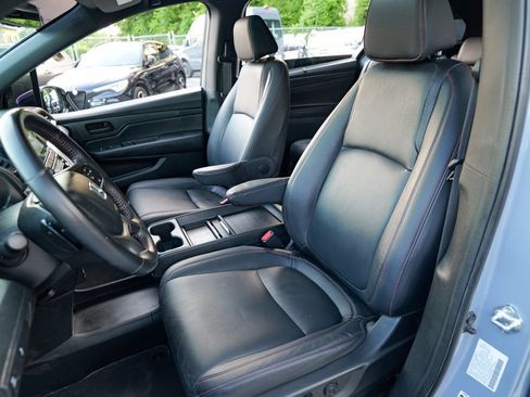 Used 2023 Honda Odyssey Sport image 21