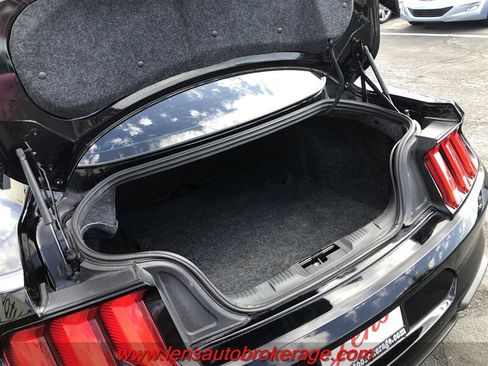 Used 2019 Ford Mustang Coupe w/ Ecoboost Performance Package RWD image 17