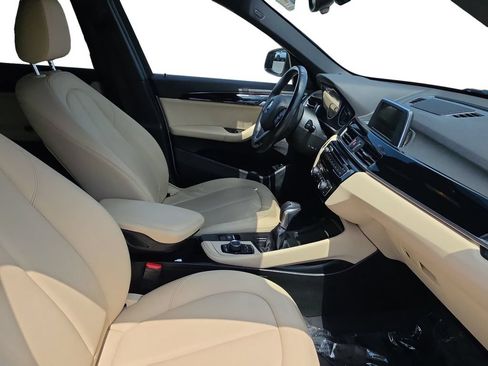 Used 2017 BMW X1 sDrive28i FWD image 18