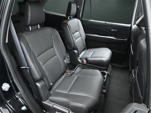 Used 2022 Honda Pilot Elite image 20
