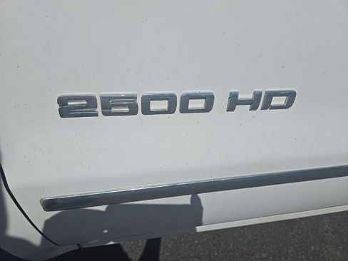 Used 2015 GMC Sierra 2500 SLT AWD/4WD image 42