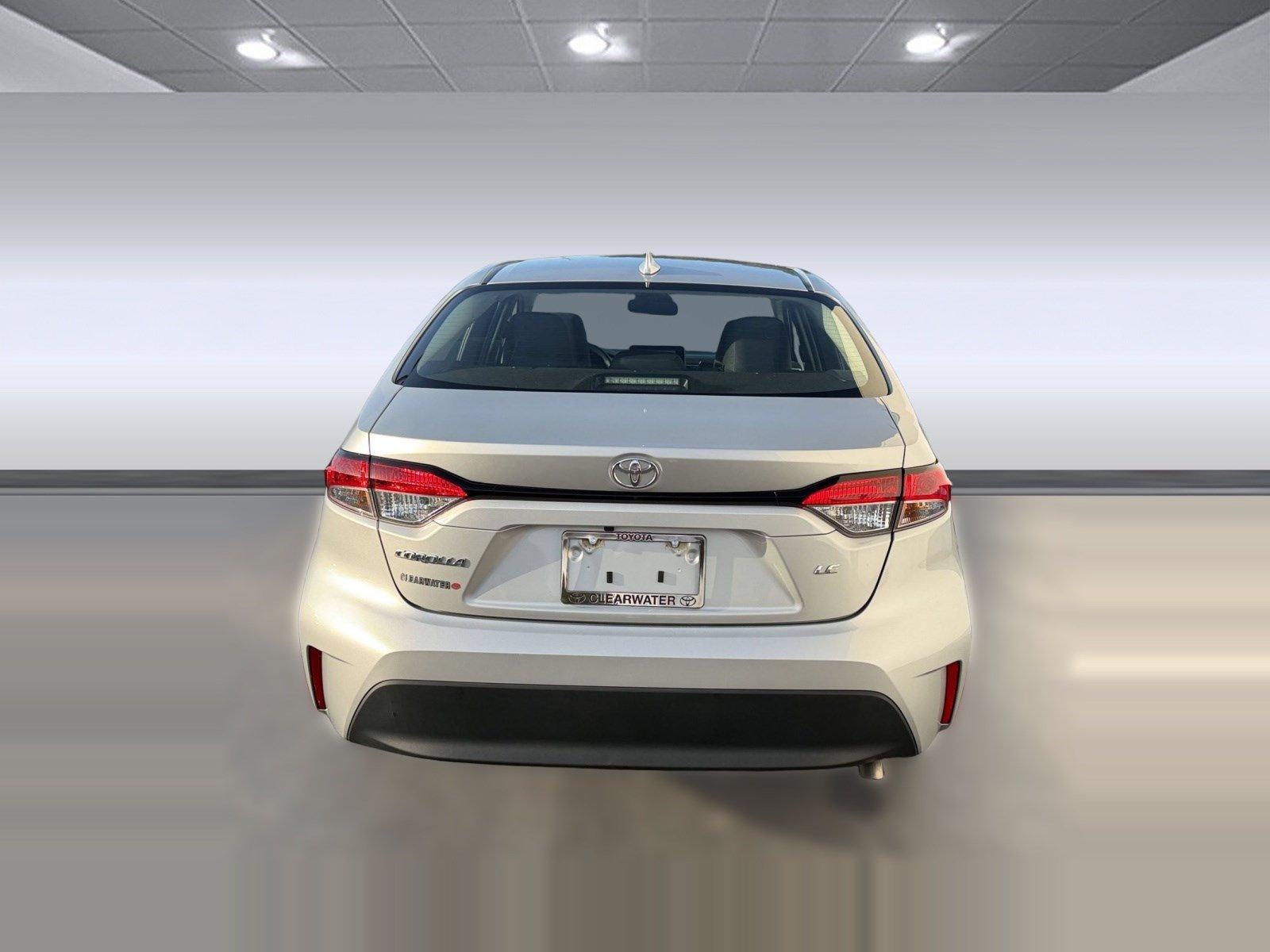 Used 2025 Toyota Corolla LE FWD image 9