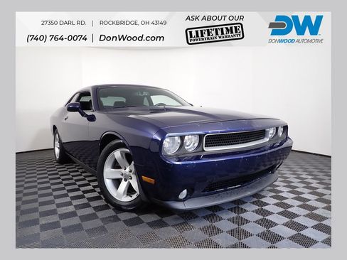 Used 2013 Dodge Challenger SXT Plus image 1