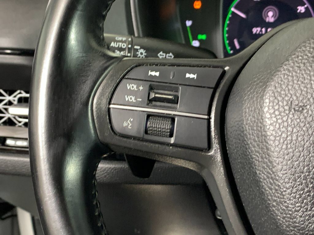 Used 2023 Honda Accord Sport image 18