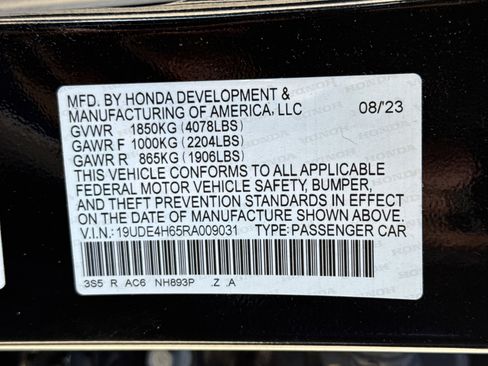 Used 2024 Acura Integra A-Spec image 32