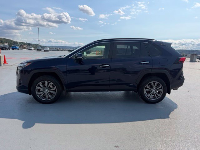 Certified 2023 Toyota RAV4 Limited w/ Limited Grade Weather Package AWD/4WD image 7