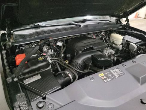 Used 2017 Chevrolet Suburban 3500 LS w/ Driver Alert Package AWD/4WD image 48