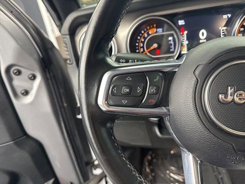 Used 2021 Jeep Wrangler Unlimited Sahara image 28