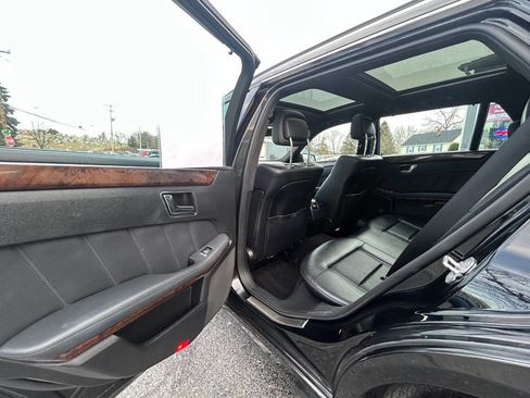 Used 2011 Mercedes-Benz E 350 4MATIC Wagon image 23