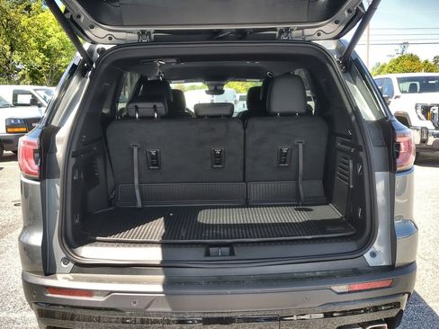 Used 2026 GMC Acadia Elevation w/ Black Edition FWD image 26