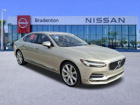 Used 2018 Volvo S90 T6 Inscription w/ Luxury Package AWD/4WD image 3