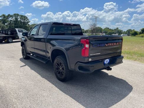 Used 2023 Chevrolet Silverado 1500 ZR2 AWD/4WD image 3
