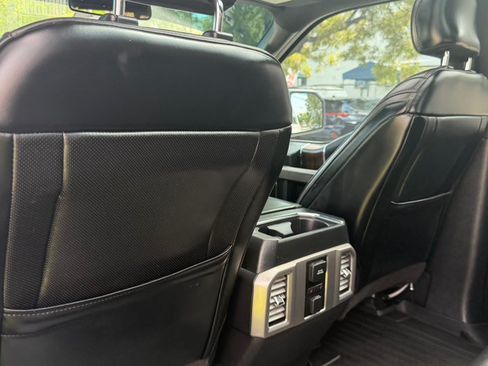 Used 2015 Ford F150 Platinum w/ Equipment Group 701A Luxury AWD/4WD image 29