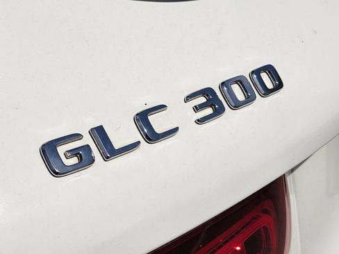 Used 2022 Mercedes-Benz GLC 300 image 29