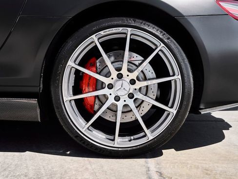 Used 2012 Mercedes-Benz SLS AMG Coupe image 31