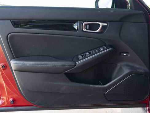 Used 2024 Honda Civic Touring image 37