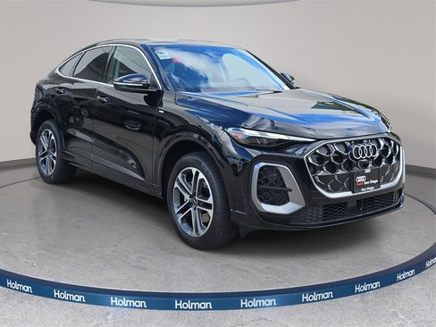 New 2025 Audi Q5 Premium image 1