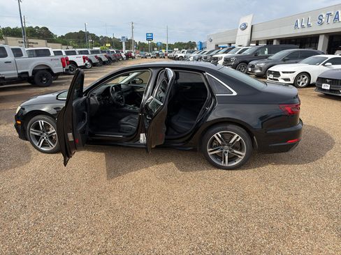 Used 2018 Audi A4 2.0T Premium Plus w/ Premium Plus Package AWD/4WD image 16