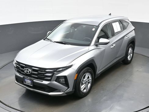 Used 2026 Hyundai Tucson SE FWD image 32