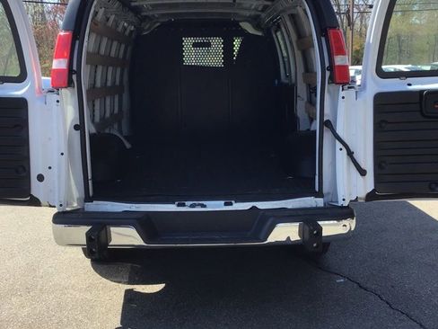 Used 2024 Chevrolet Express 2500 w/ Driver Convenience Package RWD image 5