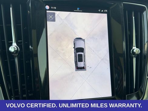Certified 2025 Volvo V90 B6 Cross Country Ultra AWD/4WD image 21