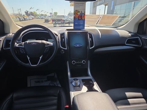 Used 2021 Ford Edge SEL AWD/4WD image 15