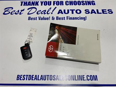 Used 2019 Toyota Highlander Limited Platinum image 32