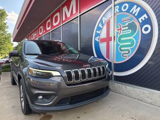 Used 2019 Jeep Cherokee Latitude Plus w/ Cold Weather Group image 1