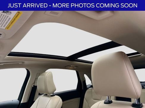 Certified 2022 Ford Edge Titanium AWD/4WD image 12