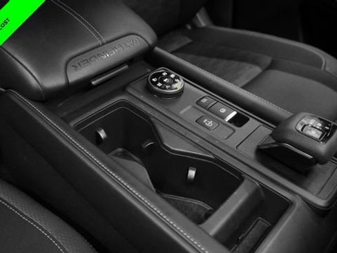 Certified 2024 Nissan Pathfinder S image 53