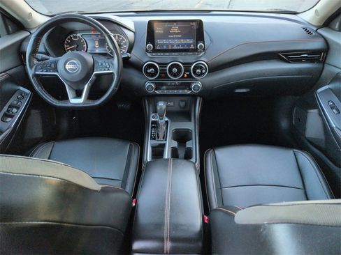 Used 2021 Nissan Sentra SR w/ SR Premium Package image 16